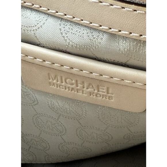 RETAIL $390 Michael Michael Kors Jet‎ Set Travel Medium Multifunction Tote*BNWT - Picture 10 of 16